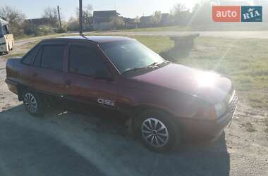Седан Daewoo Racer 1995 в 