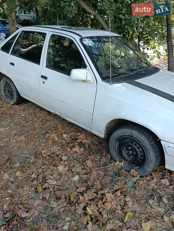 Седан Daewoo Racer 1993 в Черноморске фото 3 Седан Daewoo Racer 1993 в Черноморске