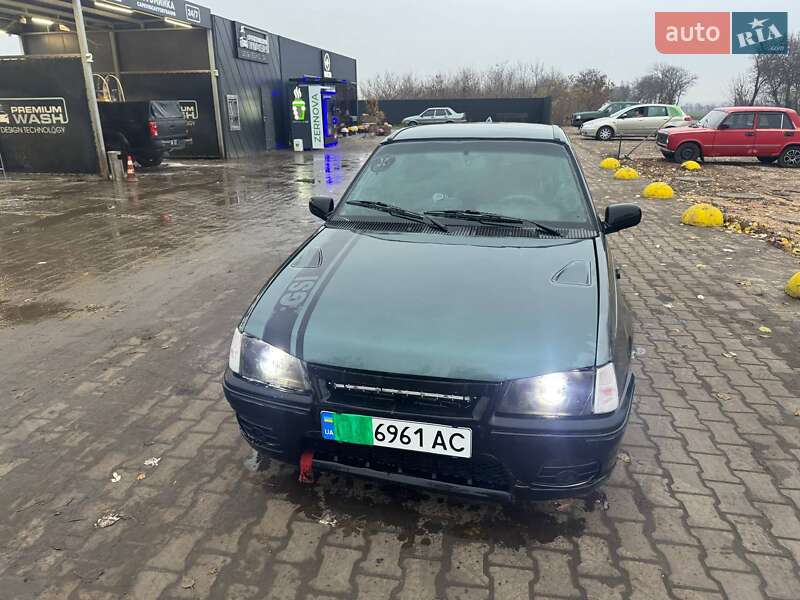 Седан Daewoo Racer 1995 в Васильківці