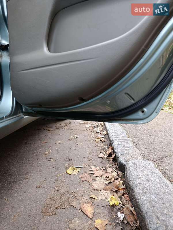 Мінівен Daewoo Rezzo 2003 в Києві