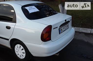 Седан Daewoo Sens 2013 в Ровно