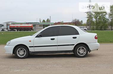 Седан Daewoo Sens 2004 в Дніпрі