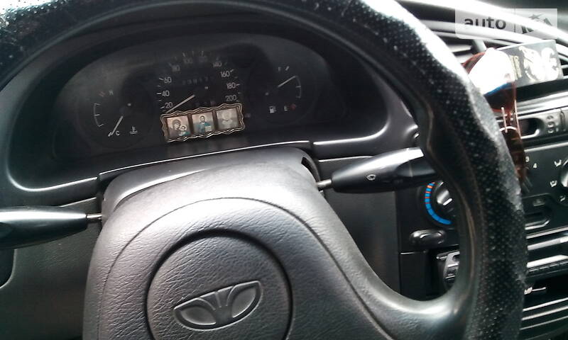 Седан Daewoo Sens 2003 в Чернігові