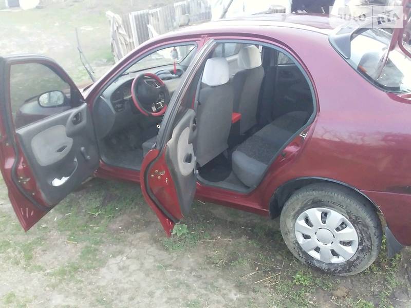 Седан Daewoo Sens 2006 в Волочиську