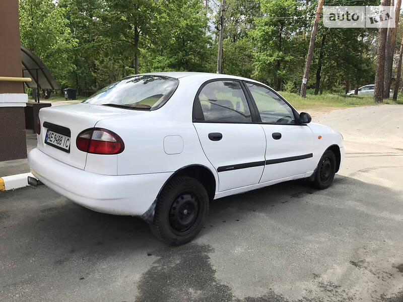 Седан Daewoo Sens 2004 в Буче