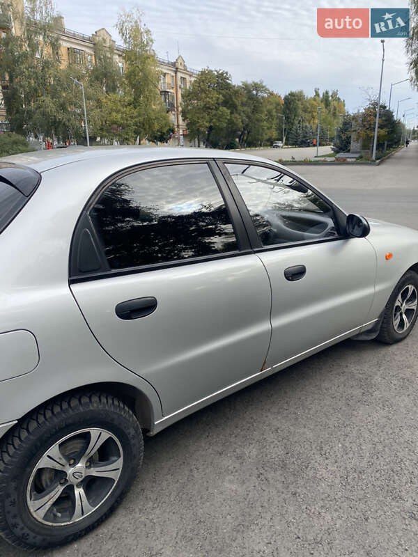 Седан Daewoo Sens 2007 в Новомосковську