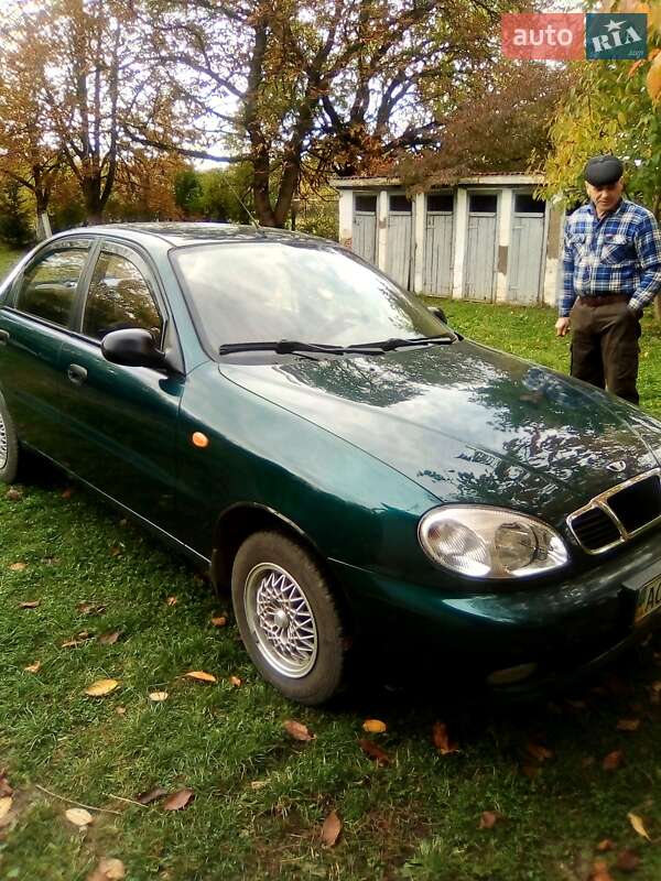 Седан Daewoo Sens 2005 в Виноградові
