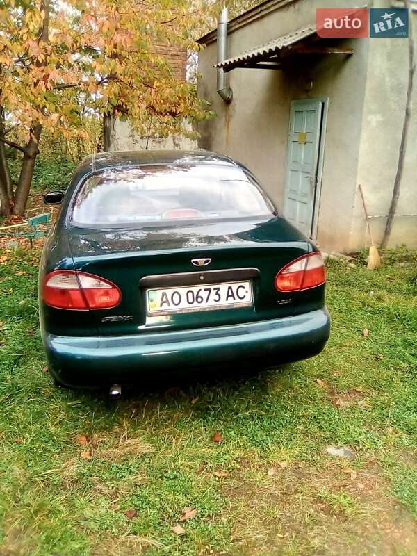 Седан Daewoo Sens 2005 в Виноградові