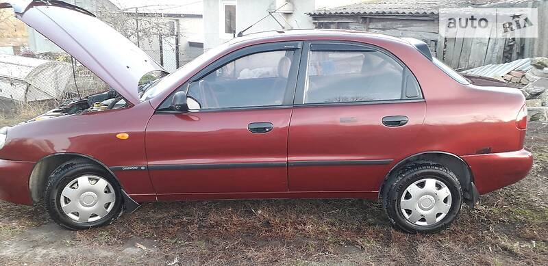 Седан Daewoo Sens 2006 в Волочиську
