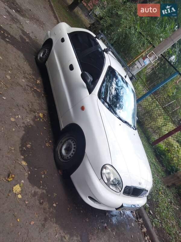 Седан Daewoo Sens 2004 в Кривом Роге