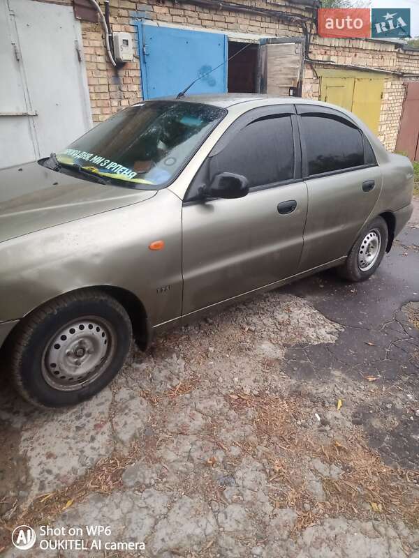 Седан Daewoo Sens 2004 в Ирпене