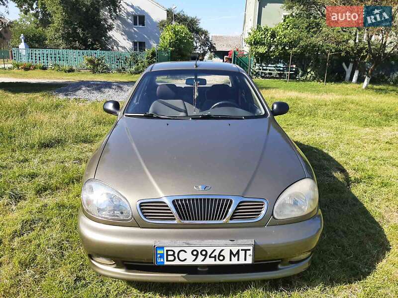 Седан Daewoo Sens 2004 в Львове