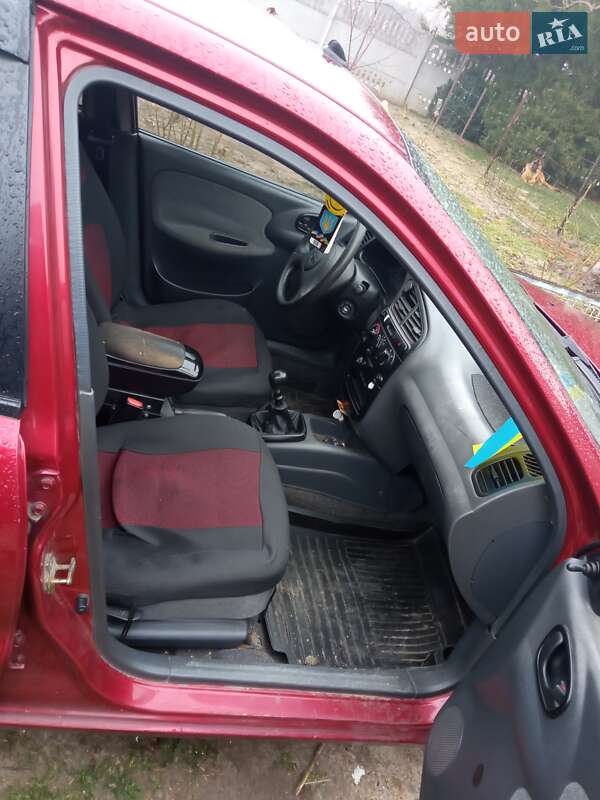 Седан Daewoo Sens 2005 в Запоріжжі