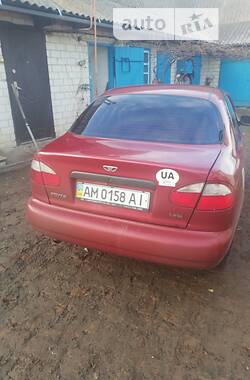 Седан Daewoo Sens 2006 в Ружині