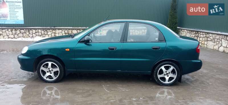 Седан Daewoo Sens 2004 в Волочиске