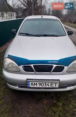 Седан Daewoo Sens 2003 в Ружине