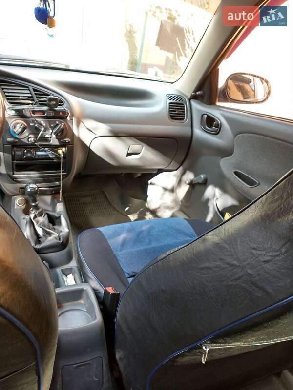 Седан Daewoo Sens 2005 в Переяславе