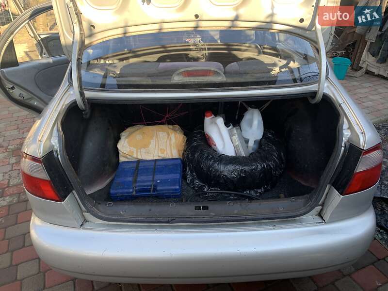 Седан Daewoo Sens 2004 в Чернігові