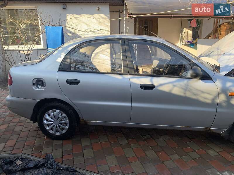 Седан Daewoo Sens 2004 в Чернигове