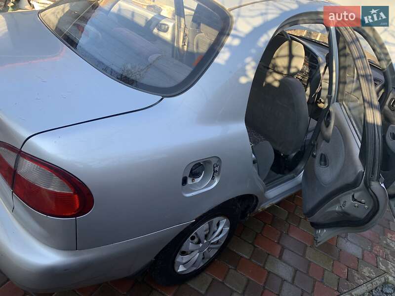 Седан Daewoo Sens 2004 в Чернигове