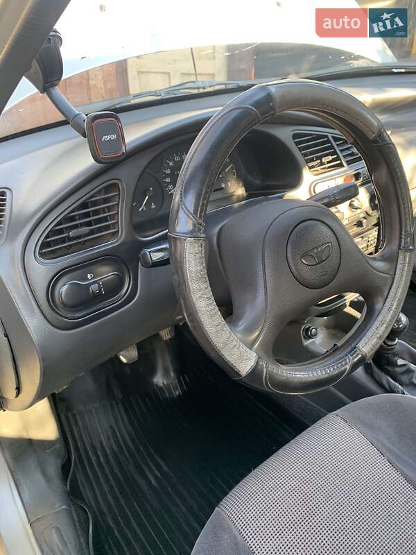 Седан Daewoo Sens 2004 в Чернигове