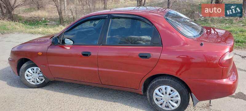 Седан Daewoo Sens 2002 в Кривом Роге