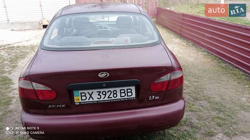 Седан Daewoo Sens 2010 в Волочиске