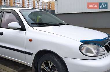 Седан Daewoo Sens 2002 в Львові