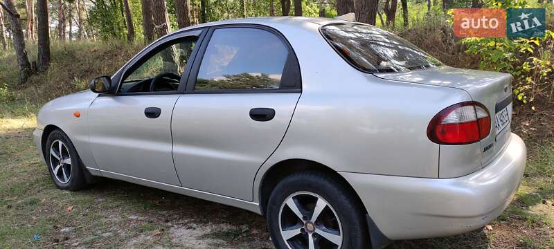 Седан Daewoo Sens 2003 в Киеве