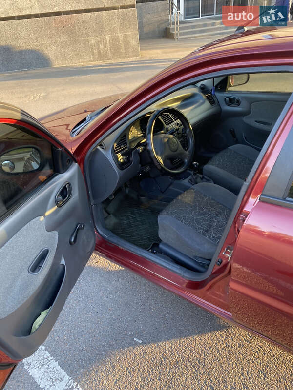 Седан Daewoo Sens 2005 в Харькове