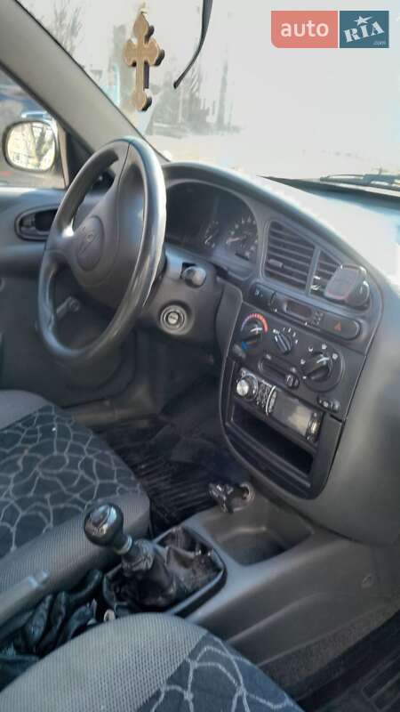 Седан Daewoo Sens 2003 в Полтаве