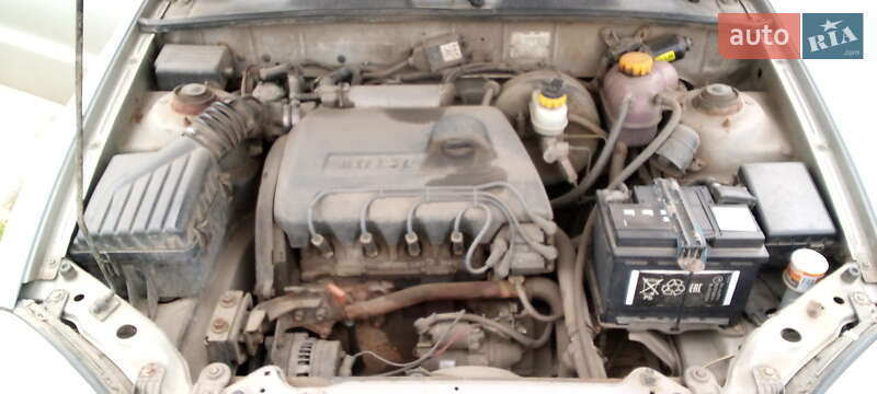 Седан Daewoo Sens 2004 в Полтаве
