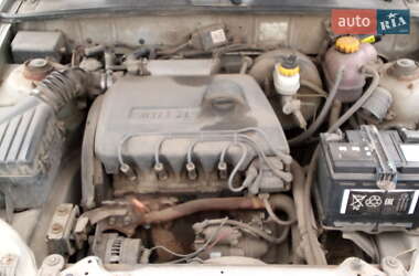 Седан Daewoo Sens 2004 в 