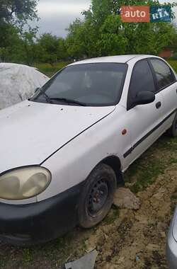 Седан Daewoo Sens 2002 в Хусте