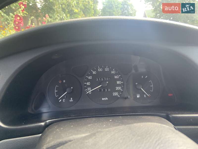 Седан Daewoo Sens 2003 в Сумах