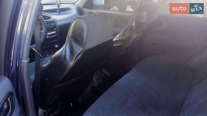 Седан Daewoo Sens 2004 в Балаклее