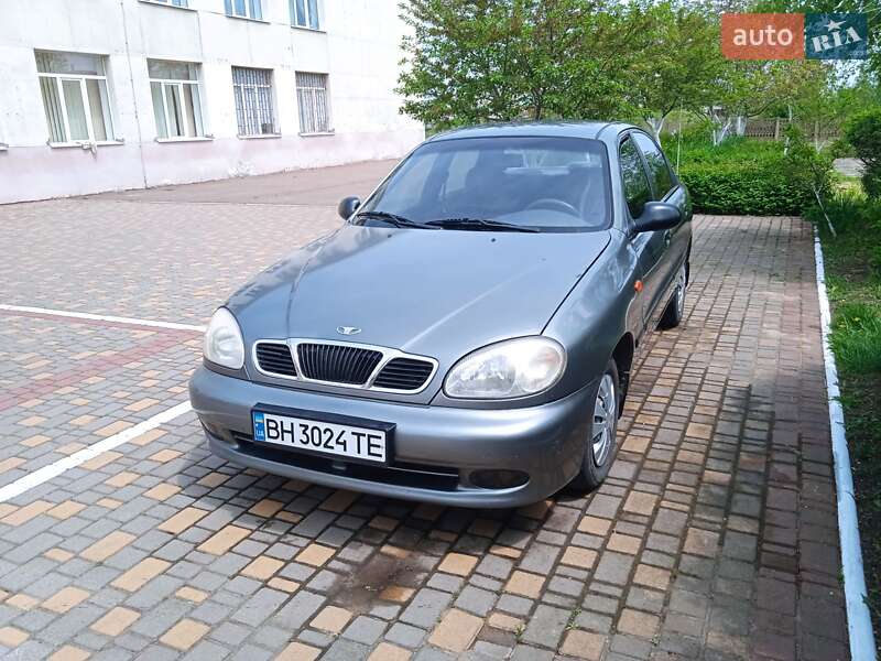 Седан Daewoo Sens 2002 в Овідіополі