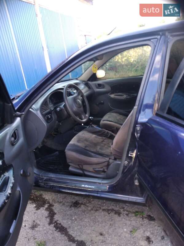 Седан Daewoo Sens 2004 в Радехові