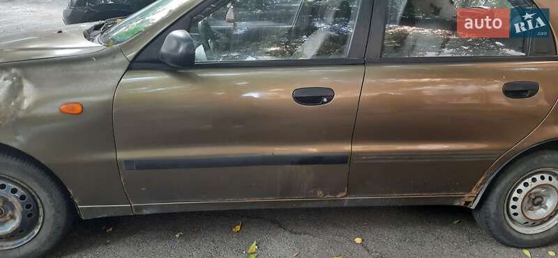 Седан Daewoo Sens 2005 в Ромнах