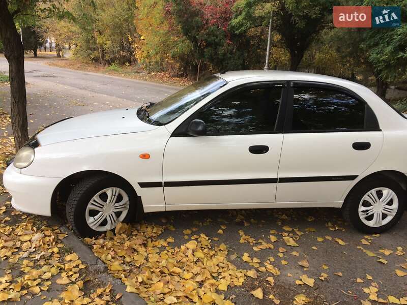 Седан Daewoo Sens 2005 в Дніпрі