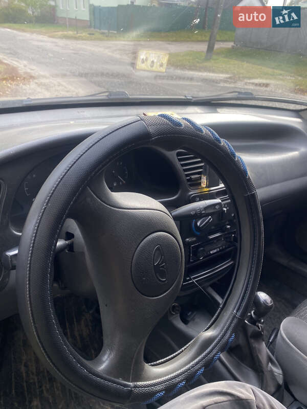 Седан Daewoo Sens 2004 в Глухове