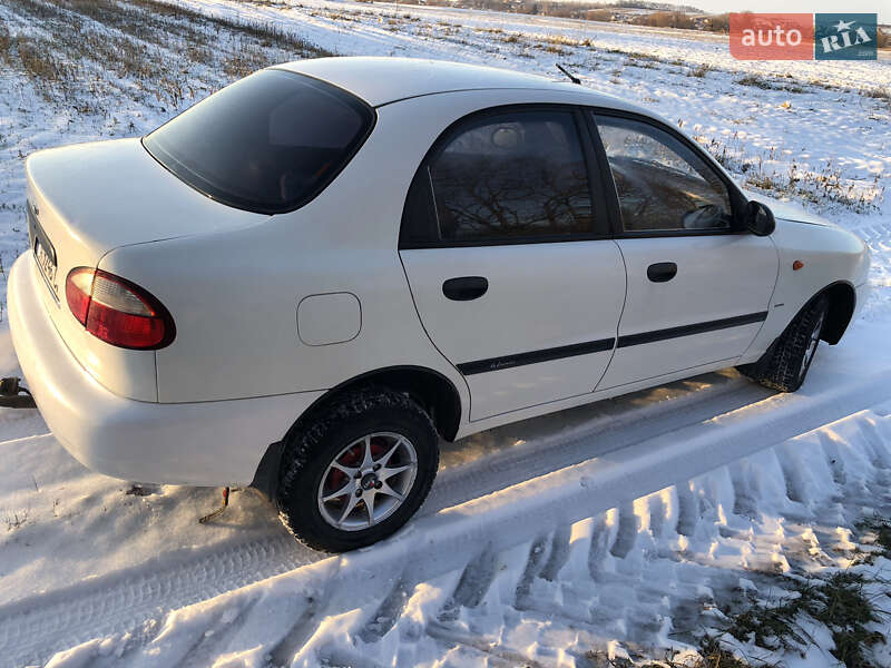 Седан Daewoo Sens 2004 в Киеве