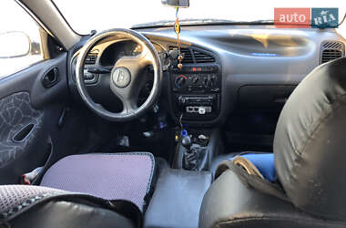 Седан Daewoo Sens 2004 в Киеве