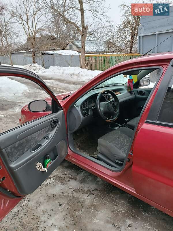 Седан Daewoo Sens 2006 в Смеле