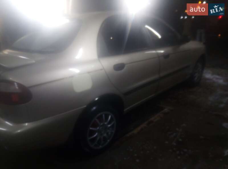 Седан Daewoo Sens 2004 в Ивано-Франковске