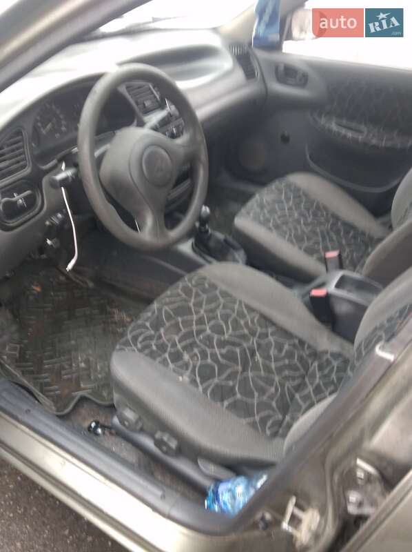 Седан Daewoo Sens 2004 в Белой Церкви