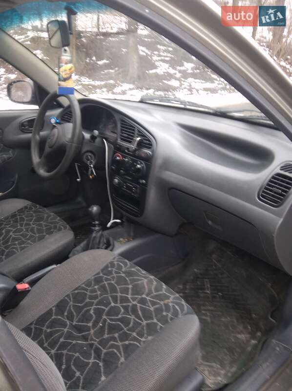 Седан Daewoo Sens 2004 в Белой Церкви