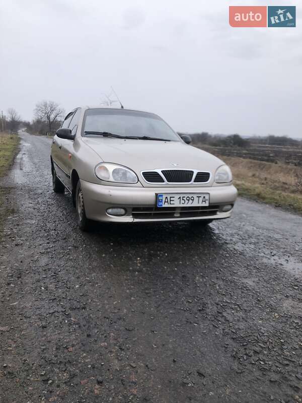 Седан Daewoo Sens 2004 в Днепре