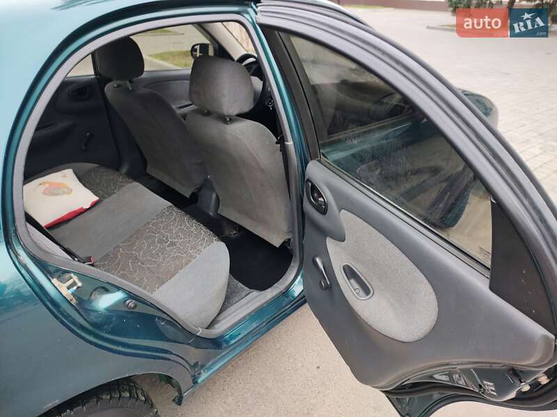 Седан Daewoo Sens 2004 в Одесі