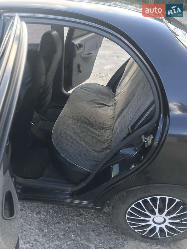 Седан Daewoo Sens 2006 в Миколаєві
